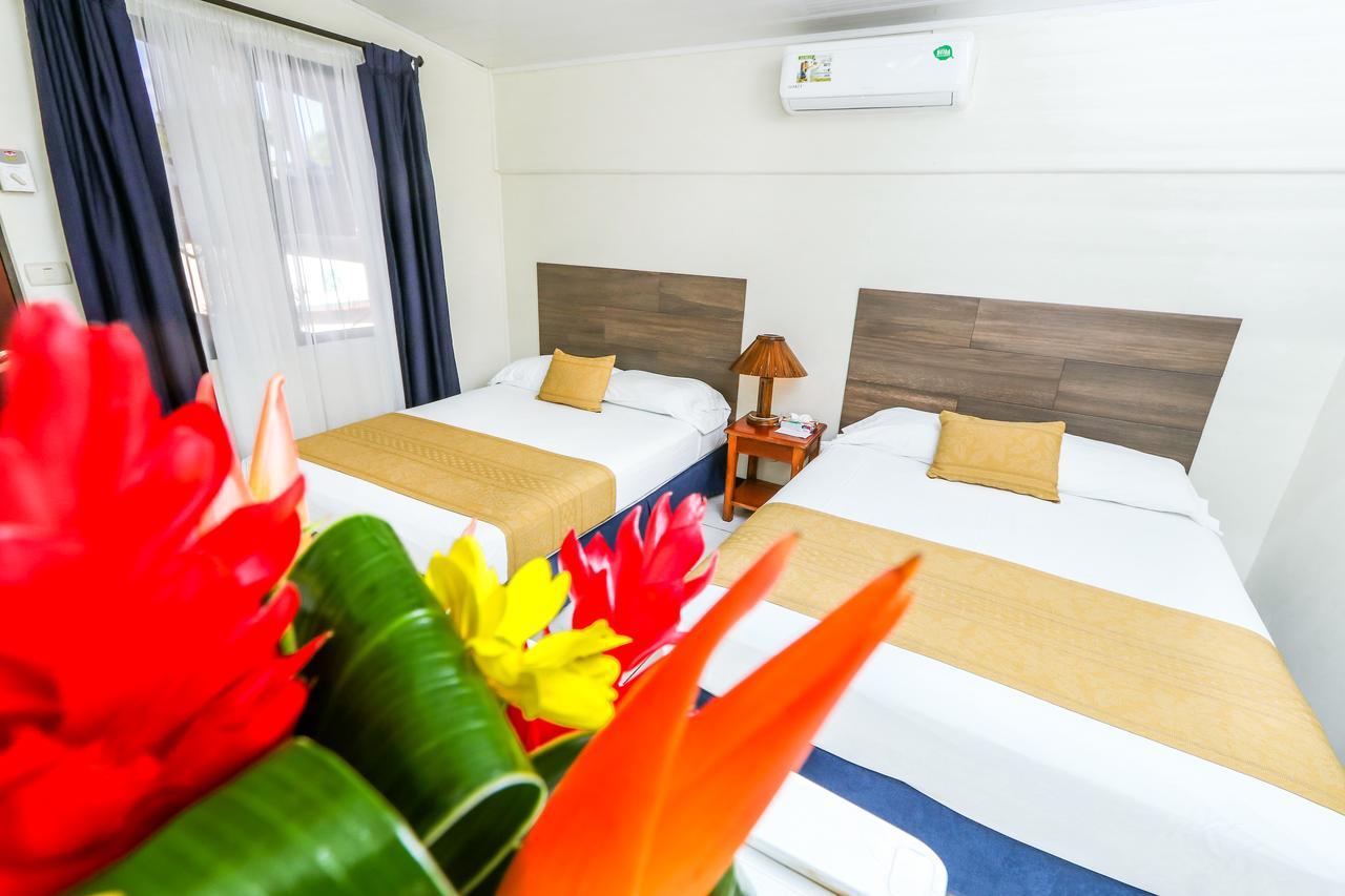 Hotel Flor Blanca Manuel Antonio Εξωτερικό φωτογραφία