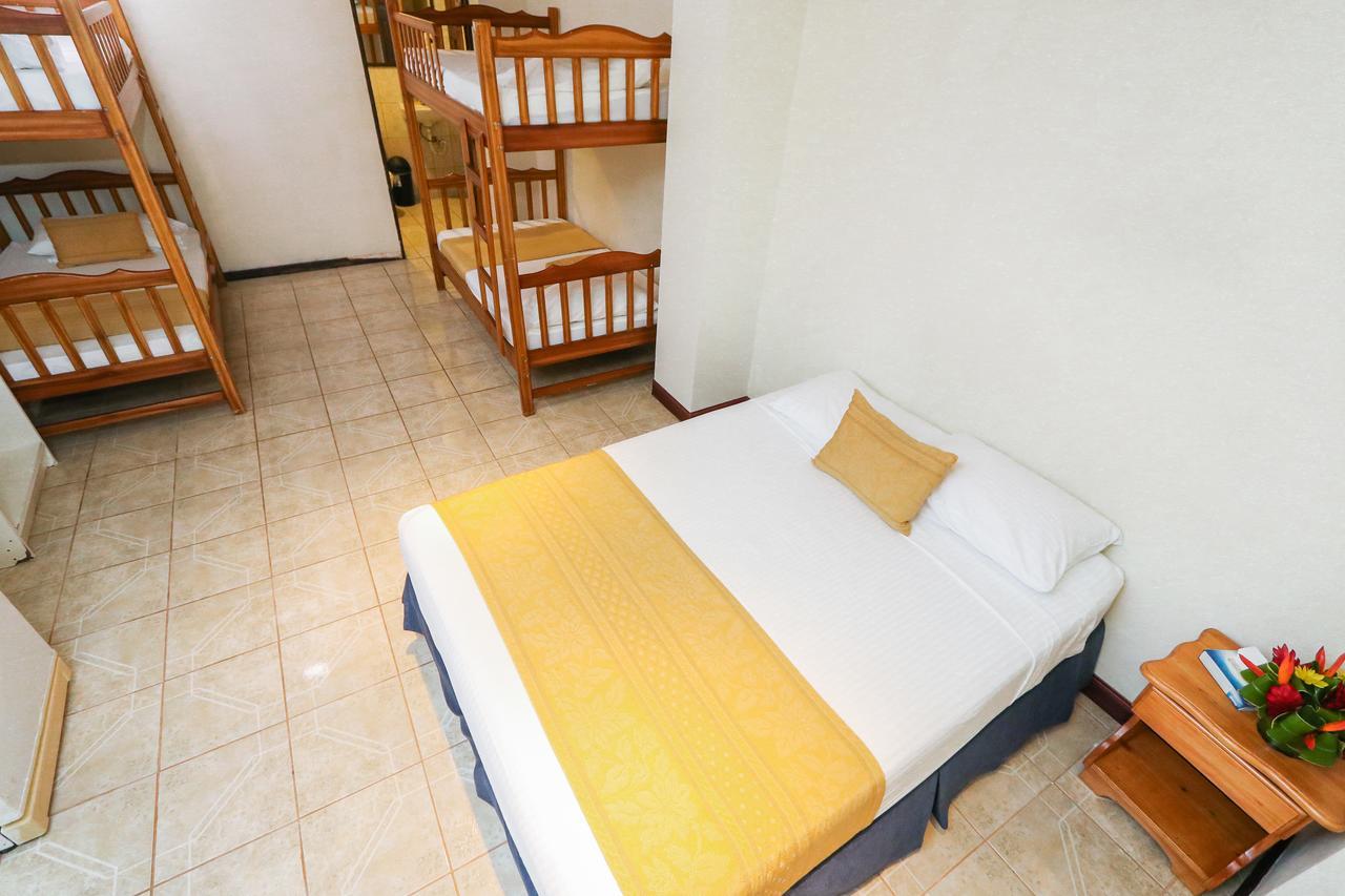 Hotel Flor Blanca Manuel Antonio Εξωτερικό φωτογραφία