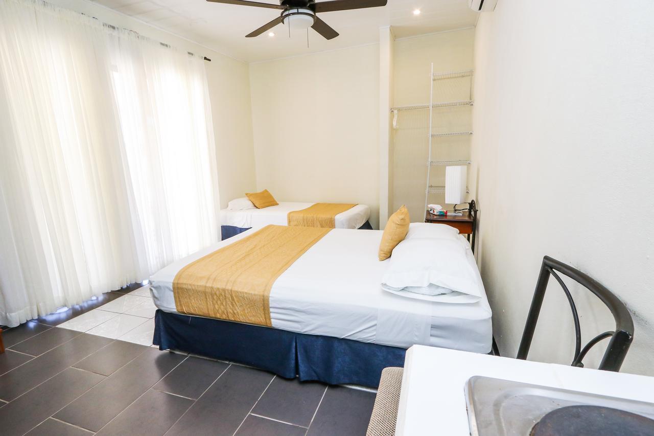 Hotel Flor Blanca Manuel Antonio Εξωτερικό φωτογραφία