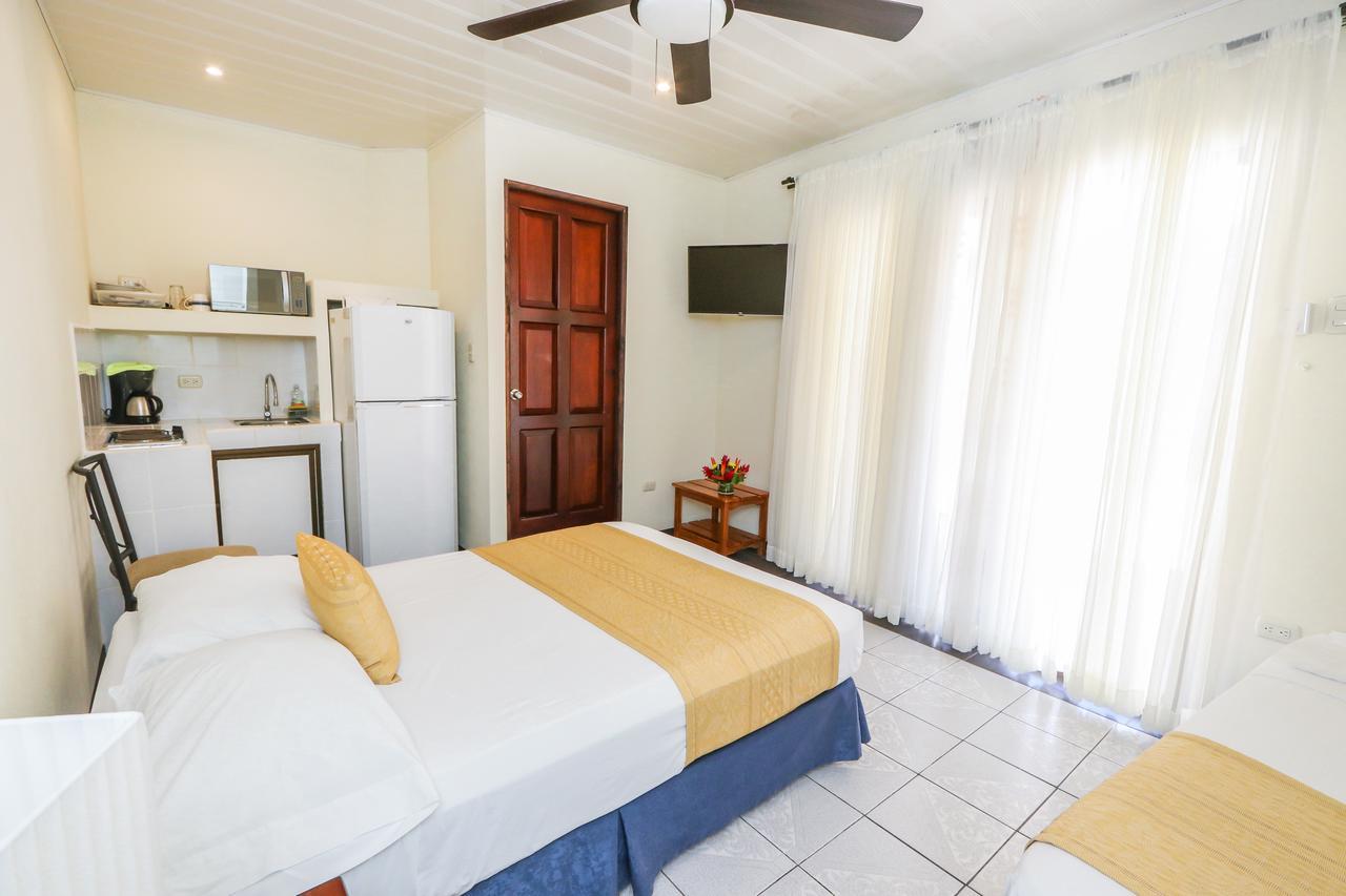 Hotel Flor Blanca Manuel Antonio Εξωτερικό φωτογραφία