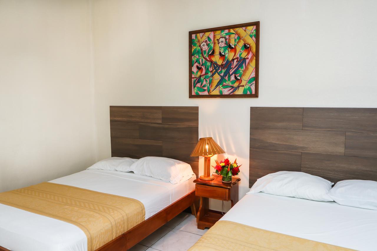 Hotel Flor Blanca Manuel Antonio Εξωτερικό φωτογραφία