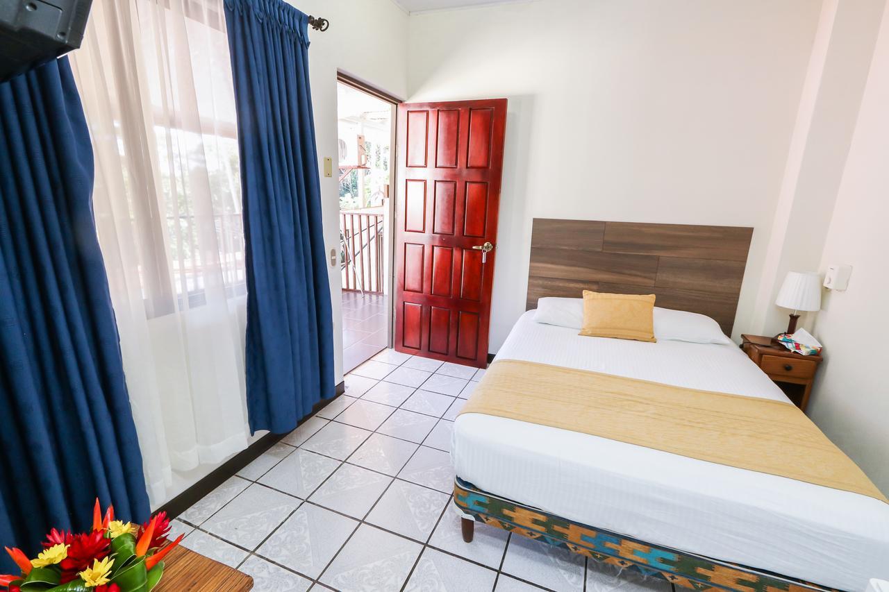 Hotel Flor Blanca Manuel Antonio Εξωτερικό φωτογραφία