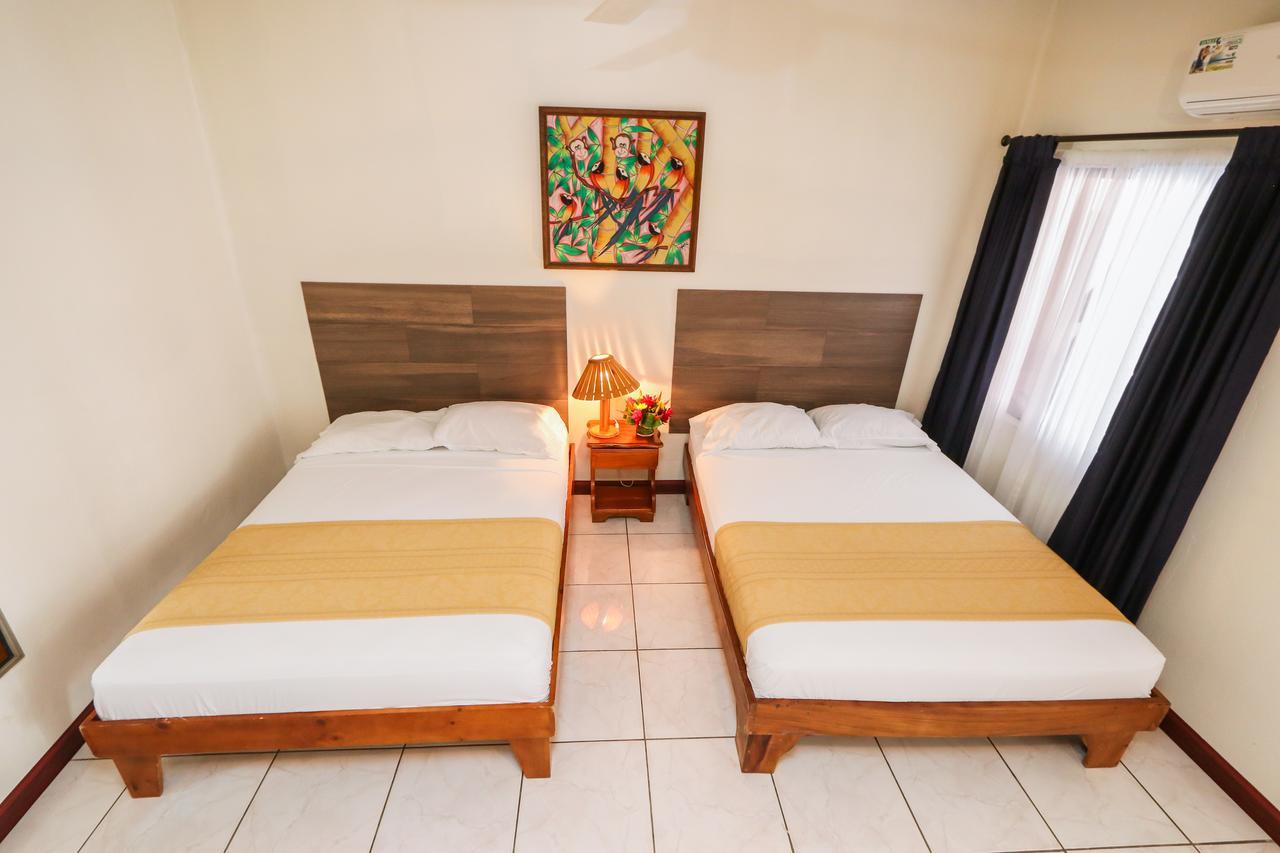 Hotel Flor Blanca Manuel Antonio Εξωτερικό φωτογραφία