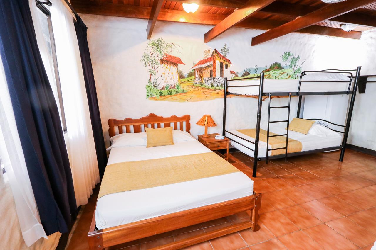 Hotel Flor Blanca Manuel Antonio Εξωτερικό φωτογραφία