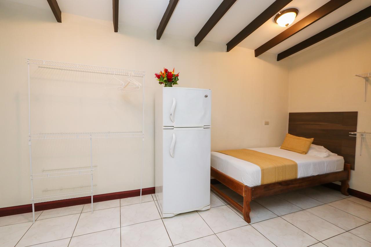 Hotel Flor Blanca Manuel Antonio Εξωτερικό φωτογραφία