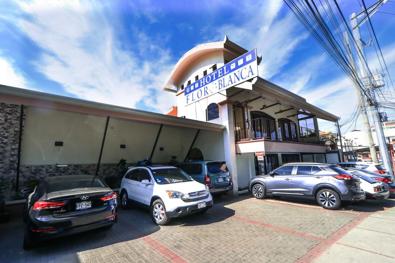 Hotel Flor Blanca Manuel Antonio Εξωτερικό φωτογραφία