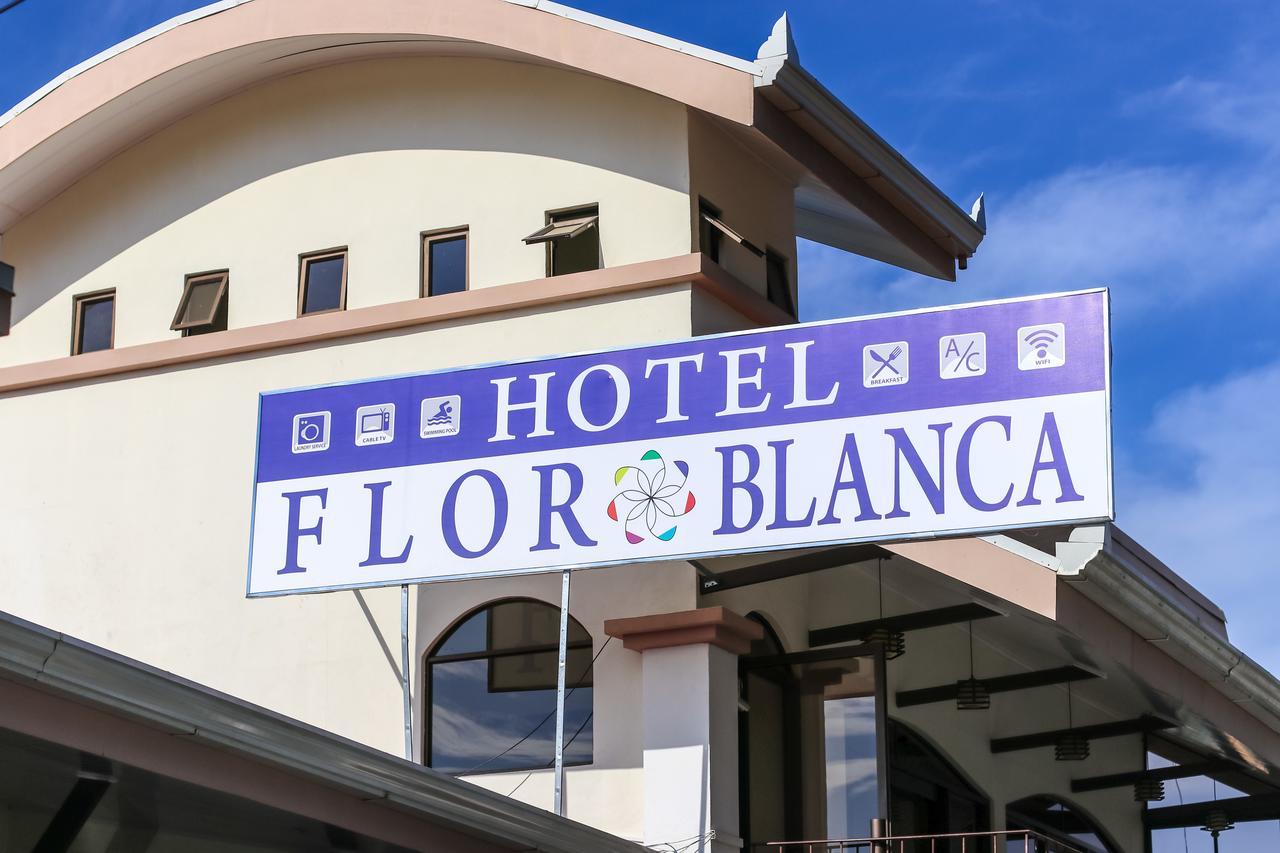Hotel Flor Blanca Manuel Antonio Εξωτερικό φωτογραφία
