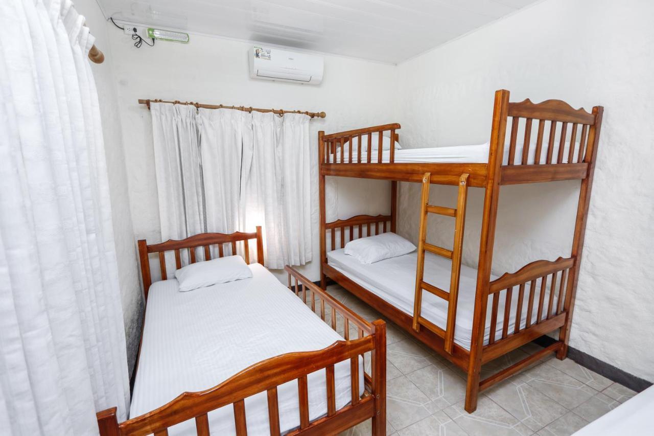 Hotel Flor Blanca Manuel Antonio Εξωτερικό φωτογραφία
